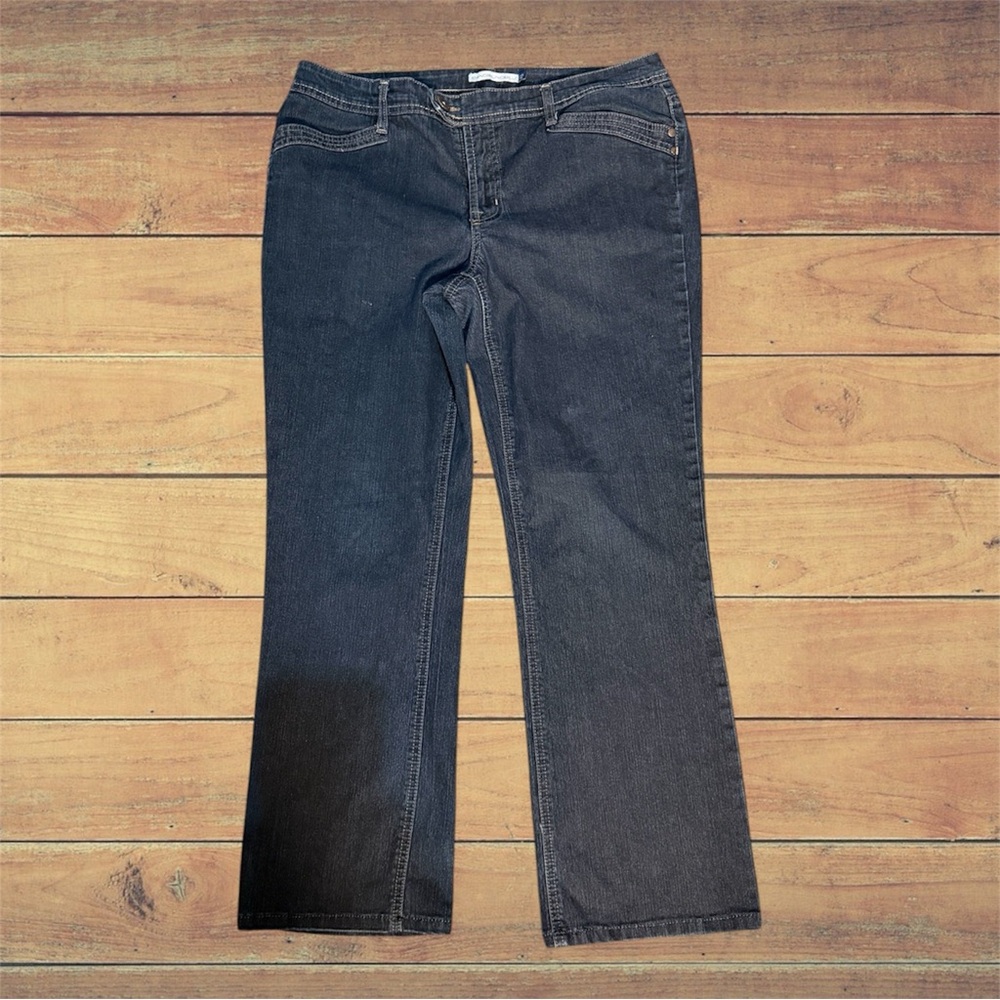 Bandolino Women's Black Boot Cut Jeans size 12